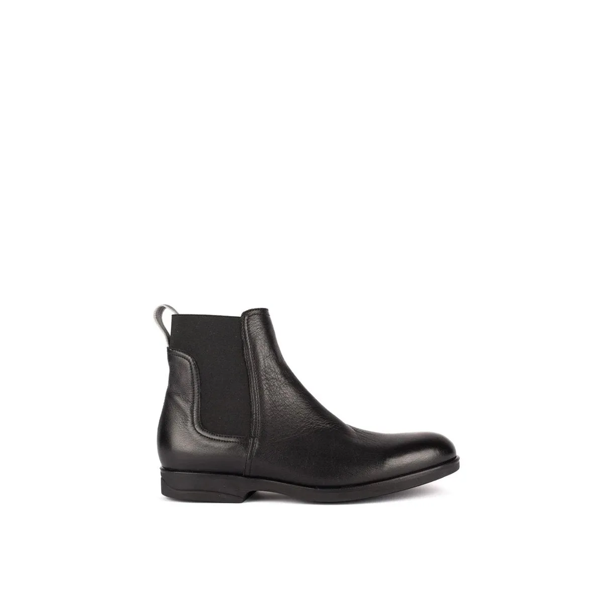 1004 Short boots in black calf leather
