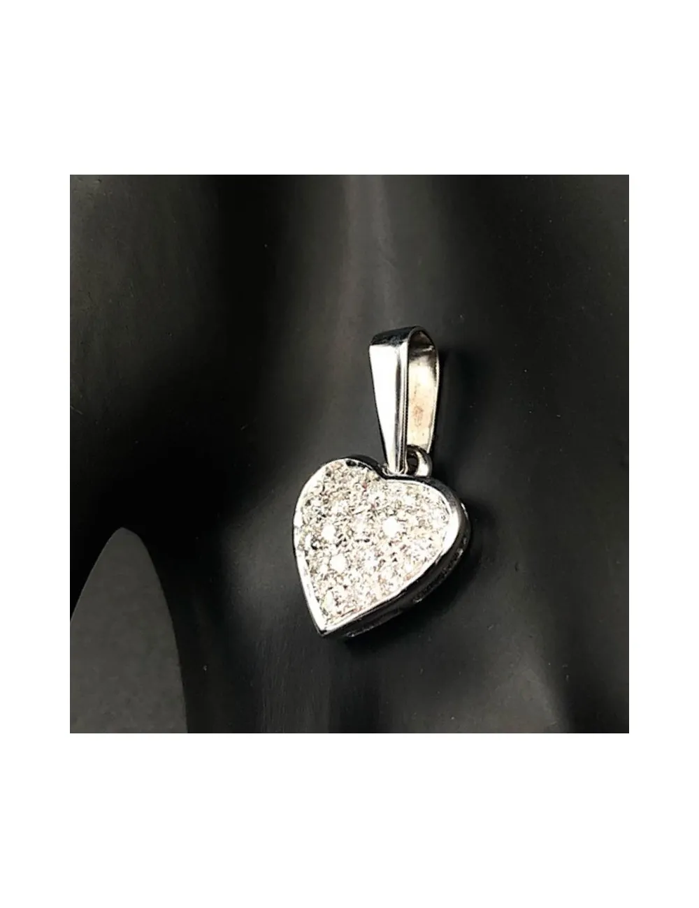 Ciondolo a cuore in oro bianco e Brillanti