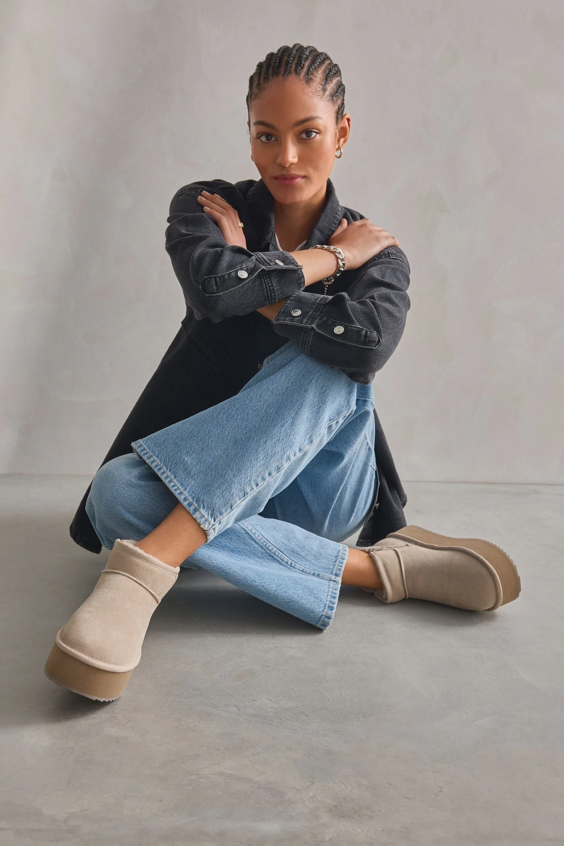 Neutro  - Shower Repellent Faux Fur Lined Super Platform Boots